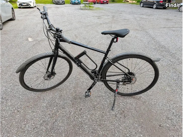 Myydään White sc comp ff acera 2x8 mns 23