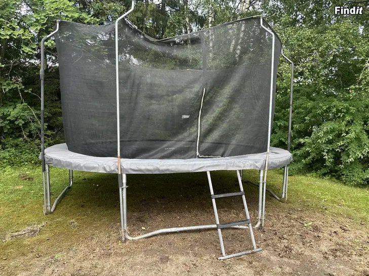 Myydään Acon air 4.3 trampoliini