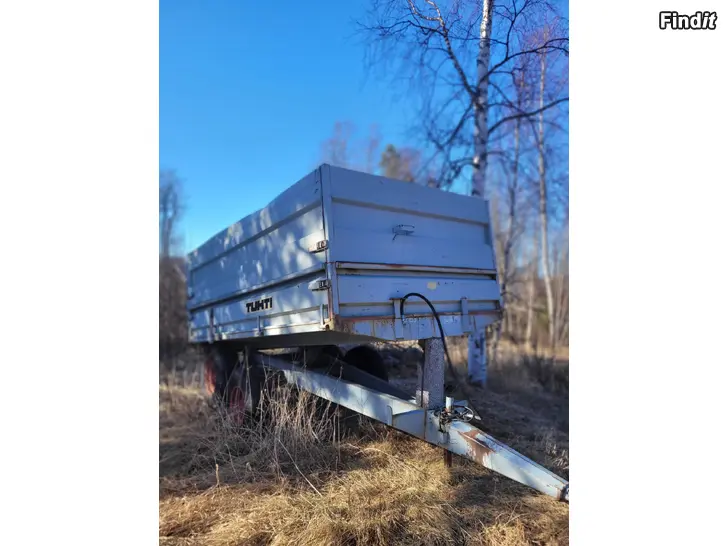 Säljes Tuhti traktorkärra