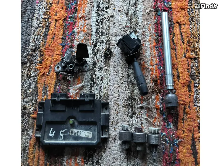 Myydään Raidetangon sisä ecu ohjaus boksi monitoimiviiksi pyyhkijät