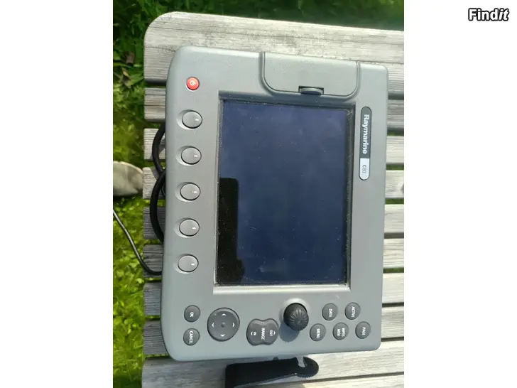 Myydään Plotteri Raymarine C80