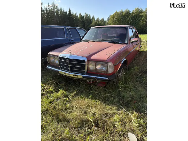 Säljes Mercedes 200D W123