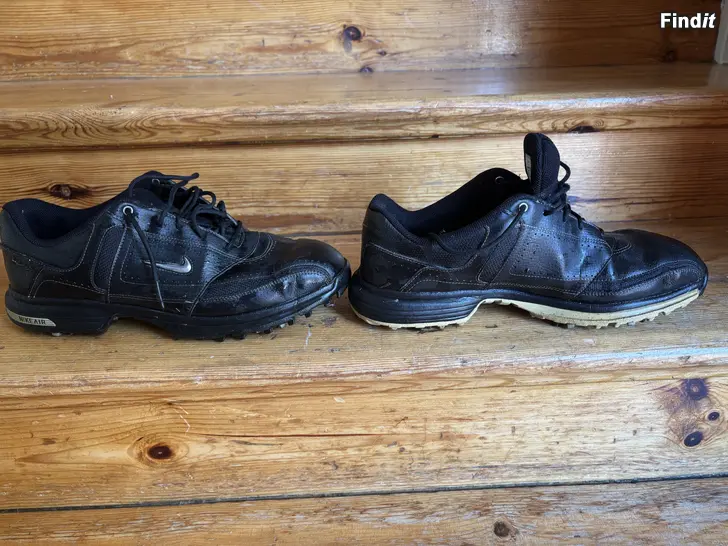 Säljes Nike Air golfskor stl 42
