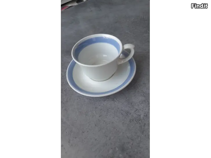 Säljes Arabia Sinivalko kaffekopp och fat
