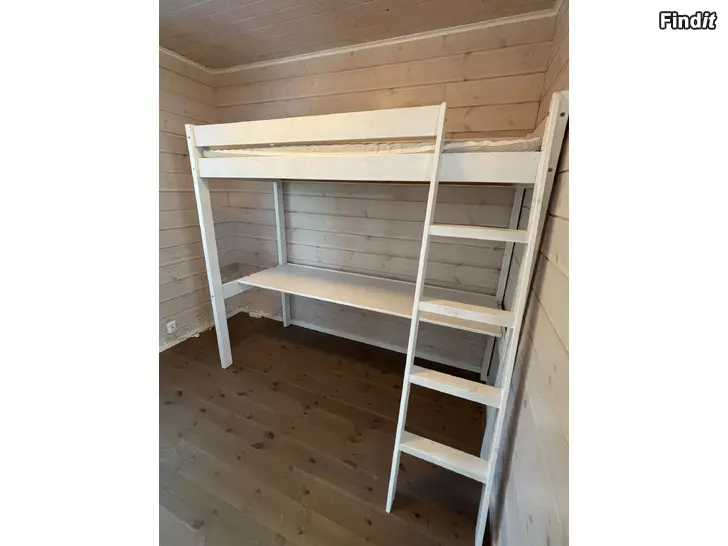 Säljes Loftsäng