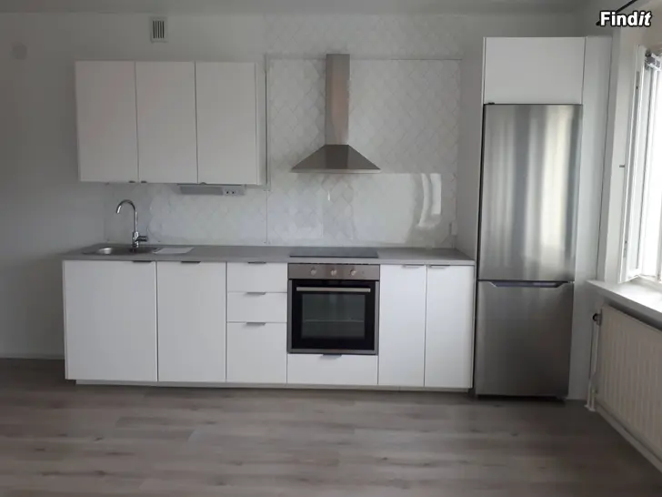 Vuokrataan Fin tvåa i Jakobstads centrum