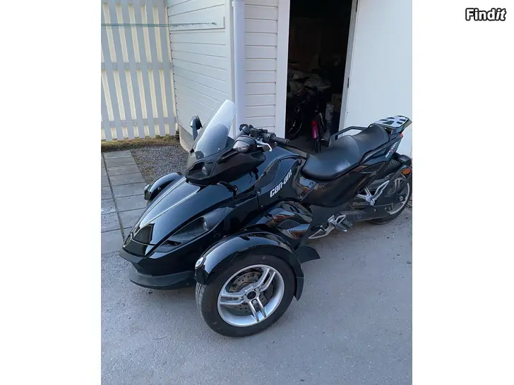Myydään Can-Am Spyder RS