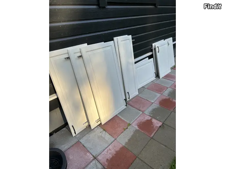 Säljes Köksdörrar
