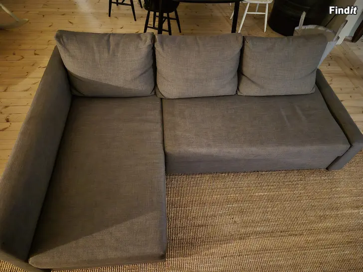 Säljes Bäddbar divansoffa i mycket fint skick