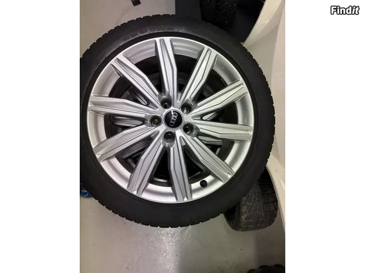 Myydään Audi A6/S6 4K R19 Vanteet ja Kitkarenkaat