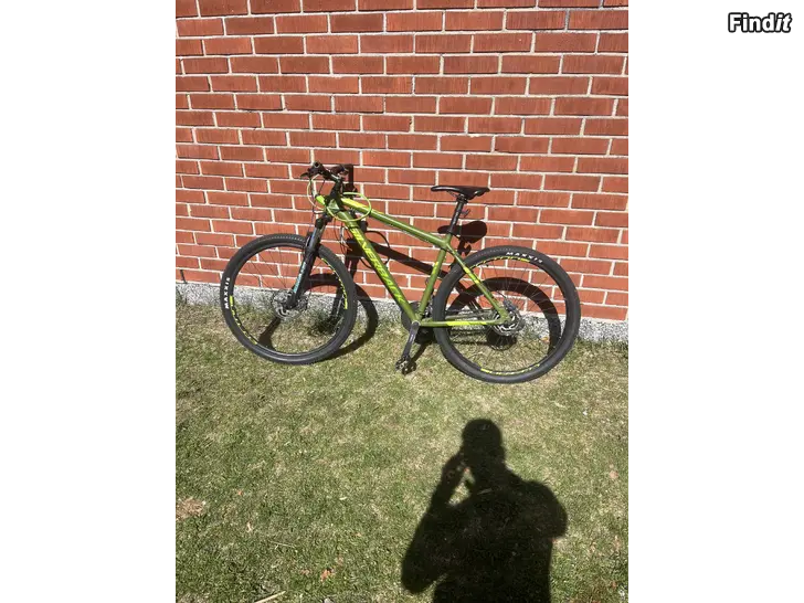 Myydään 2020 Silverback Stride 29 Comp MTB Green/Lime