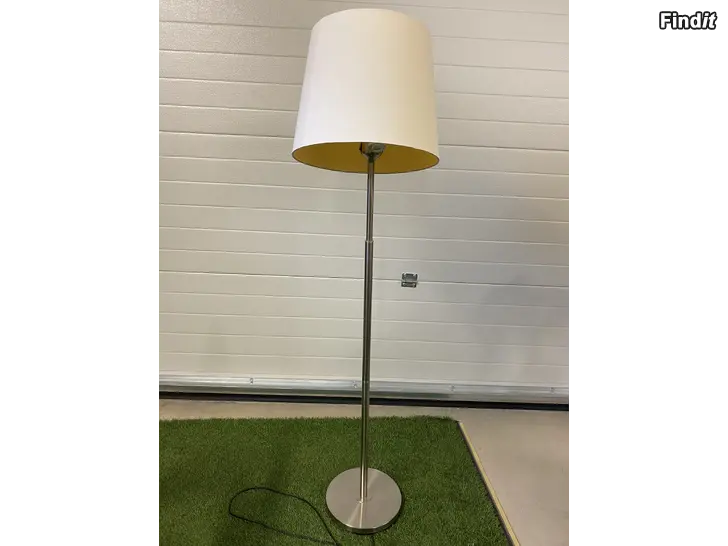 Myydään Golvlampa