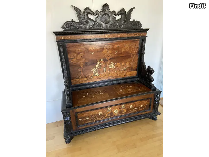 Myydään Koristeellinen Italialainen sohva penkki 1800 luvulta