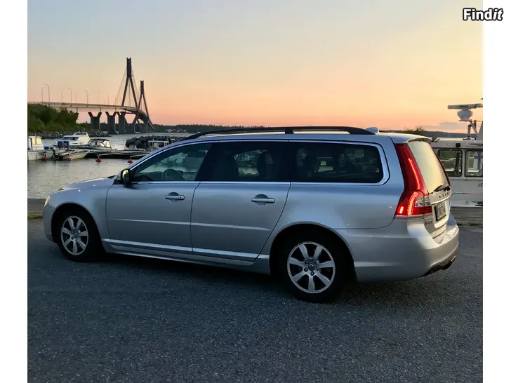 Säljes Volvo v70