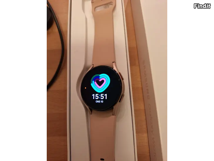 Myydään Samsung galaxy watch 4