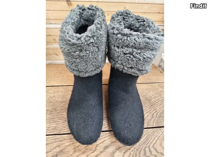 Myydään Lahtiset huopasaappaat, koko 38