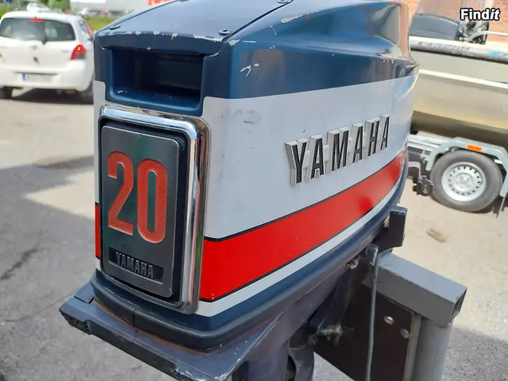 Myydään YAMAHA perämoottori
