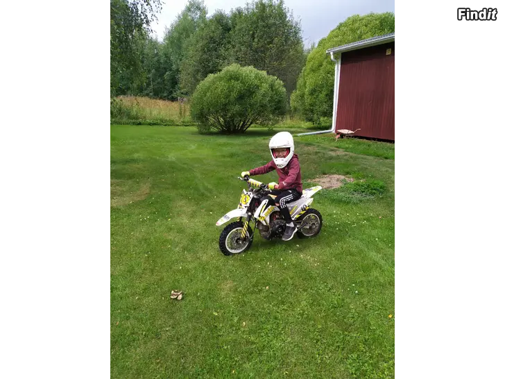 Myydään Mini crossi