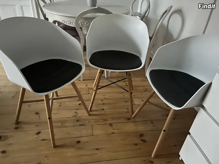 Säljes 3st Stolar