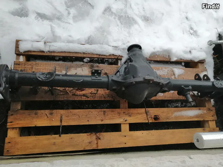 Myydään Volvo 142 taka-akseli