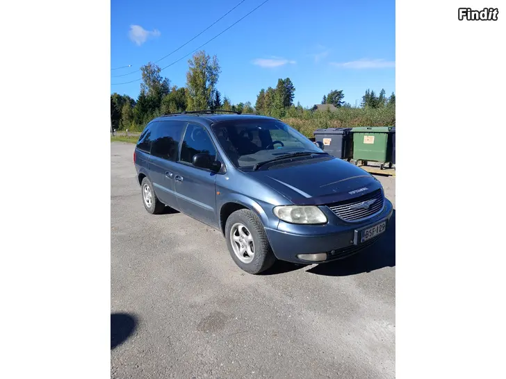 Myydään Chrysler Voyager