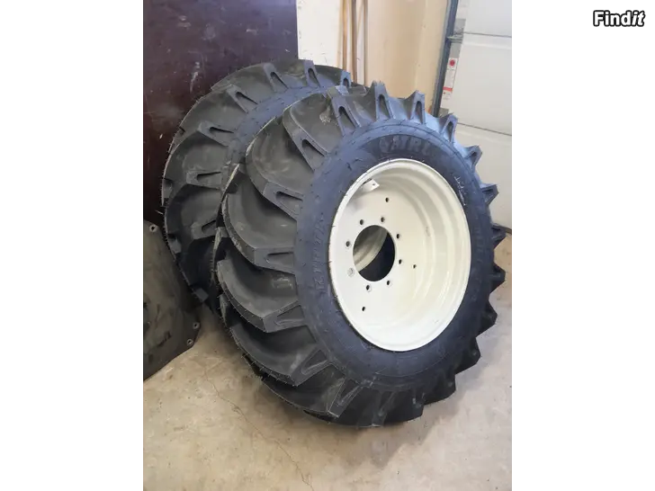 Myydään Etupyörät 14,9-24 12PR Valtra