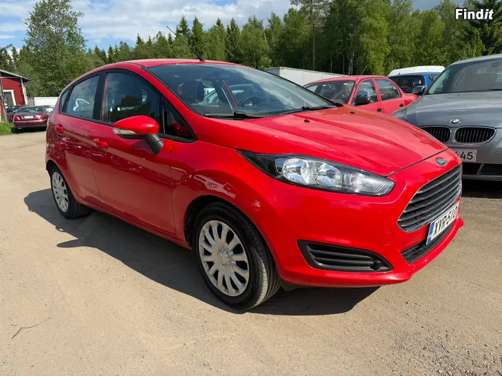 Säljes Ford Fiesta i 5d hb