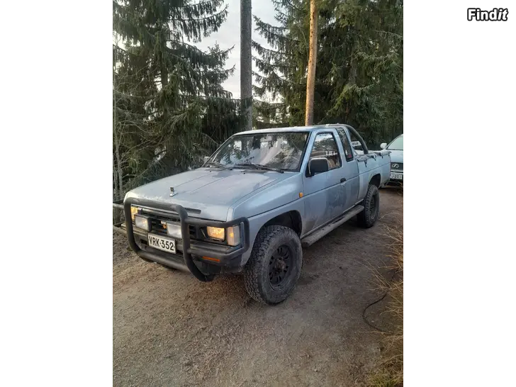 Myydään Nissan kinng cab 2.5d 4wd