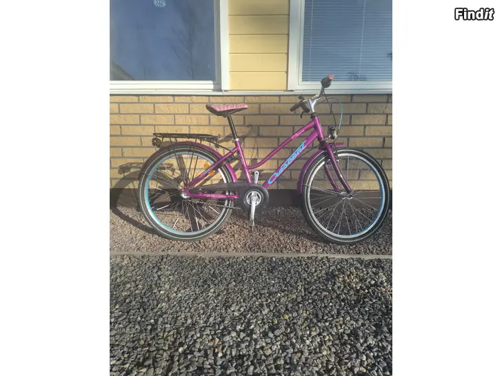 Säljes Crescent 24 tum flickcykel