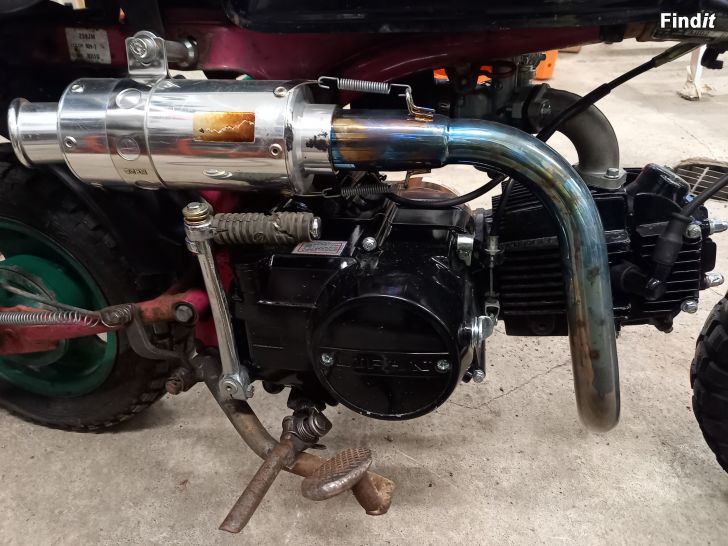 Säljes Monkey/fiddy 125cc lifan + nhrc röir
