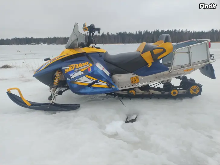 Säljes Ski-doo Summit 600
