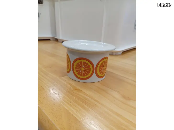 Myydään Arabian appelsiini purkki