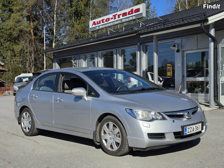 Säljes HONDA CIVIC 1.8i Comfort 4d , 198tkm -09