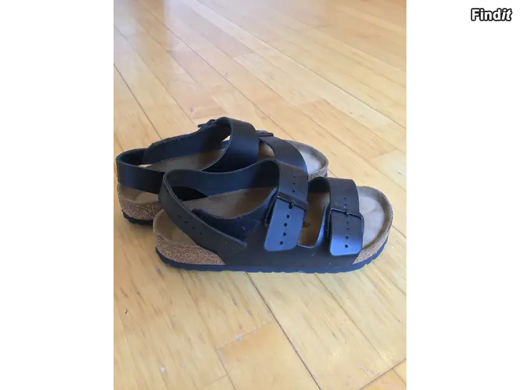 Säljes Birkenstock sandaler äkta läder 38