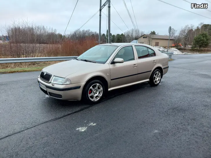 Myydään skoda octavia 1.6i 5-ov vm-2004