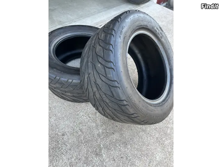 Säljes Mickey thompson 26x12-15