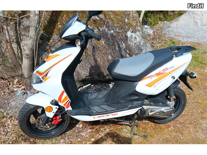 Säljes Keeway RX8