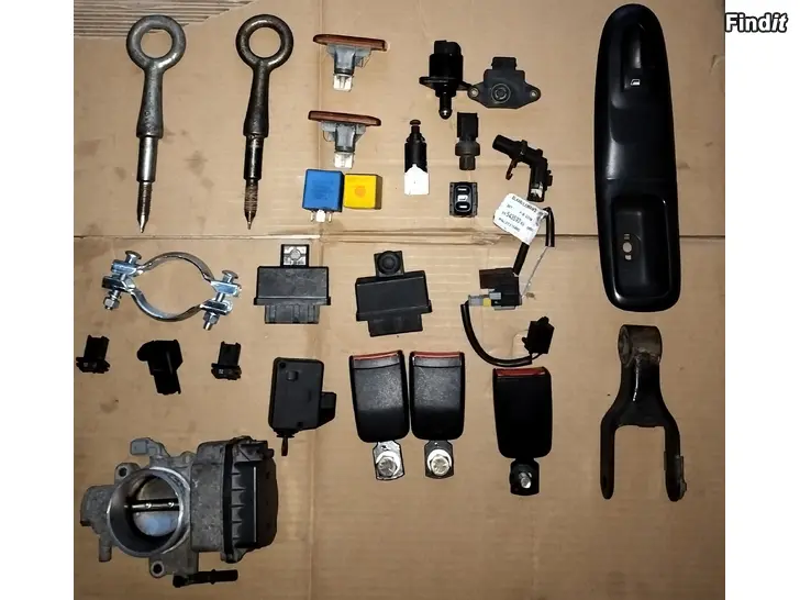 Myydään Kaasuläpäkotelo laippakiristin kampiakselinanturi tyhjäkäyntianturi kaasuläpäanturi