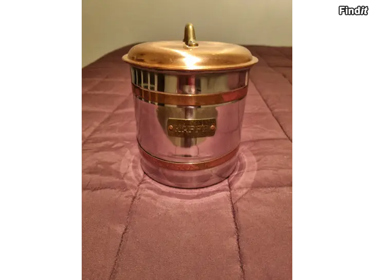 Säljes Burkar och formhållare