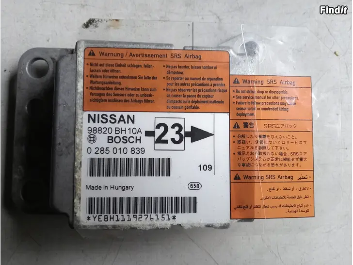 Myydään Nissan Note 2012 turvaohjain 98820BH10A myös liiketunnistimet 98830AY00A ja 98829U00A