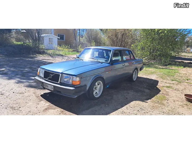 Säljes Volvo 244