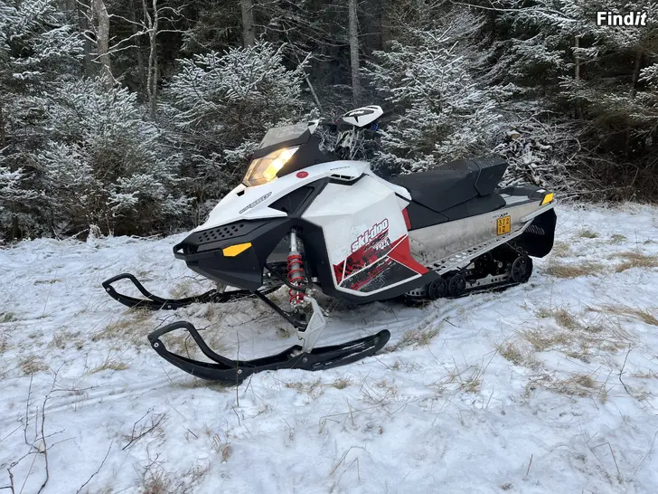Säljes Ski-doo mxz tnt 550f