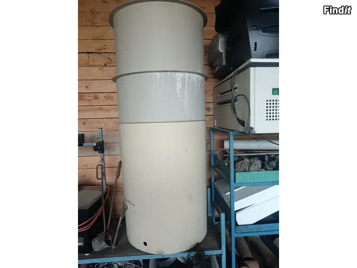 Säljes 3st glasfibertunnor