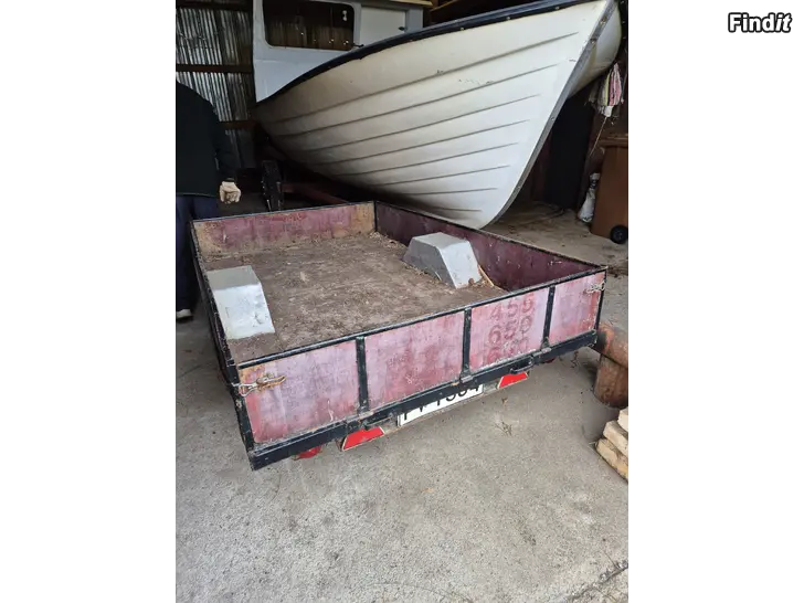 Säljes Äldre släpvagn