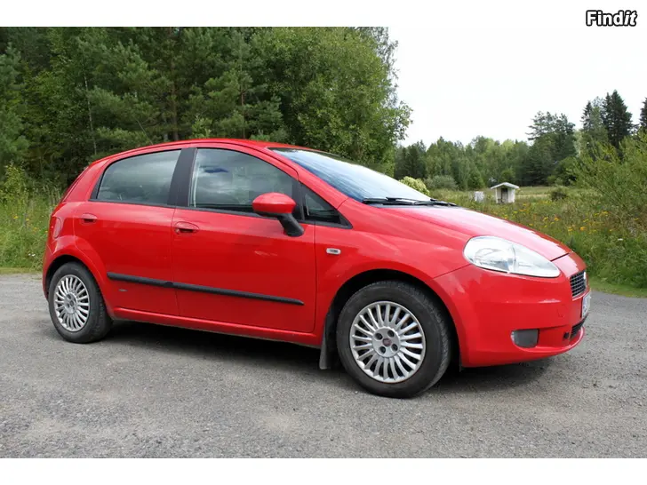 Myydään Juuri katsastettu siisti ja taloudellinen Fiat Grande Punto 1.4 5D