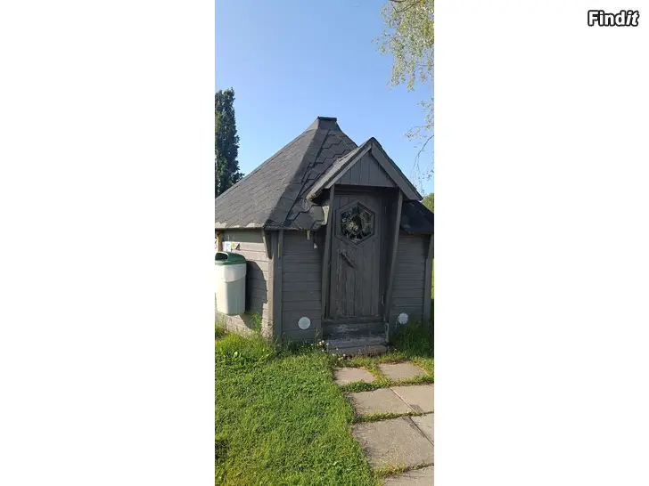 Säljes Stor bastu till salu