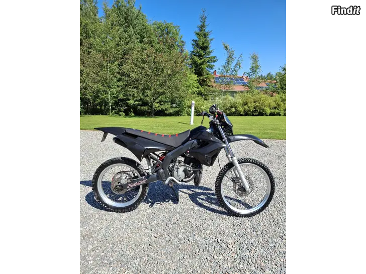 Säljes Gilera rcr
