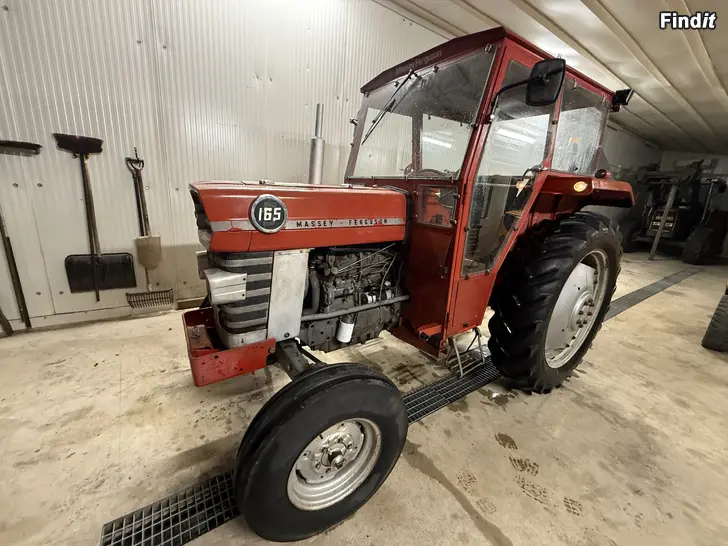 Myydään Massey-Ferguson 165