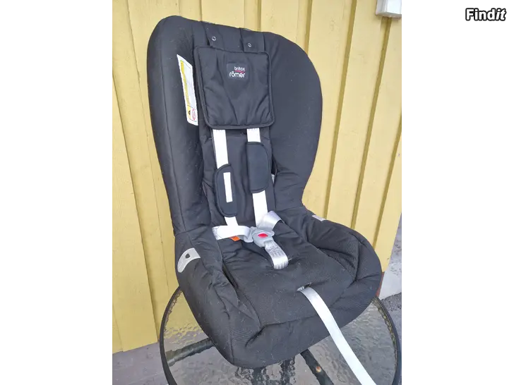 Myydään Britax römer two-way blilstol