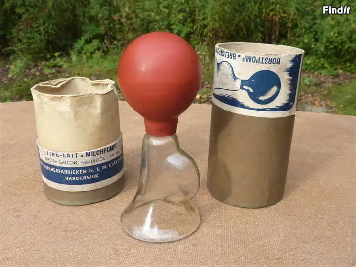 Myydään Vanha lasinen rintapumppu